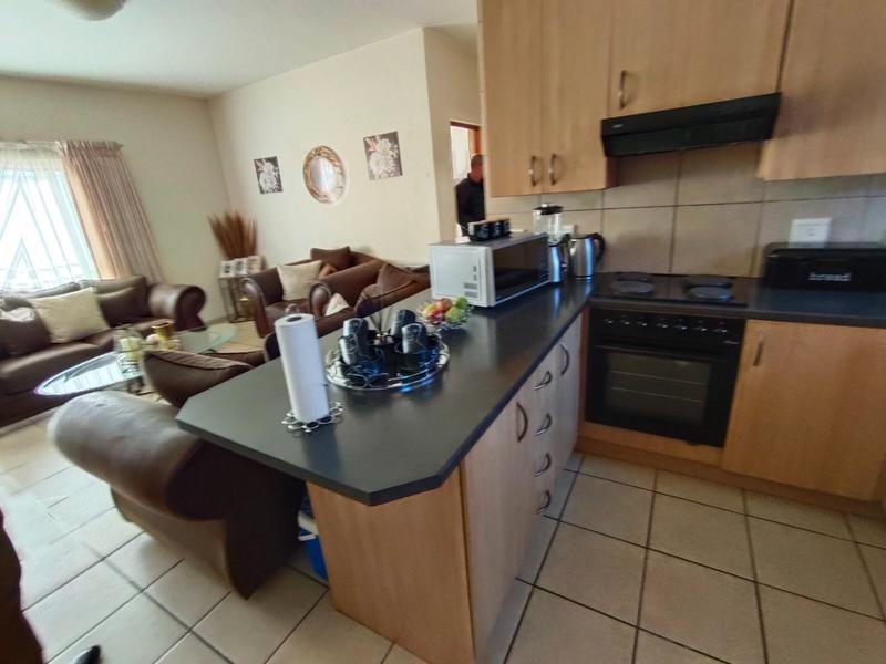 2 Bedroom Property for Sale in Theresa Park Gauteng