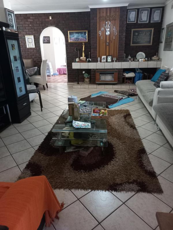 4 Bedroom Property for Sale in Kelvin Gauteng