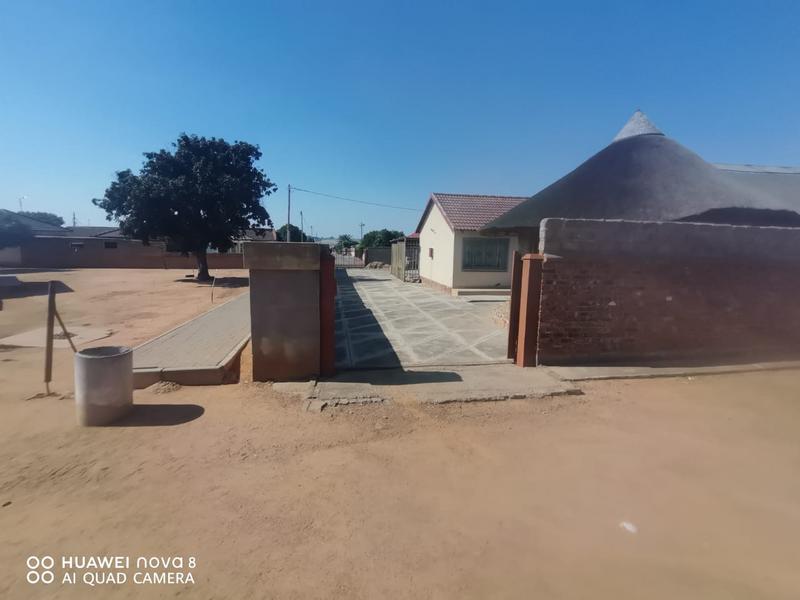 3 Bedroom Property for Sale in Soshanguve Gauteng