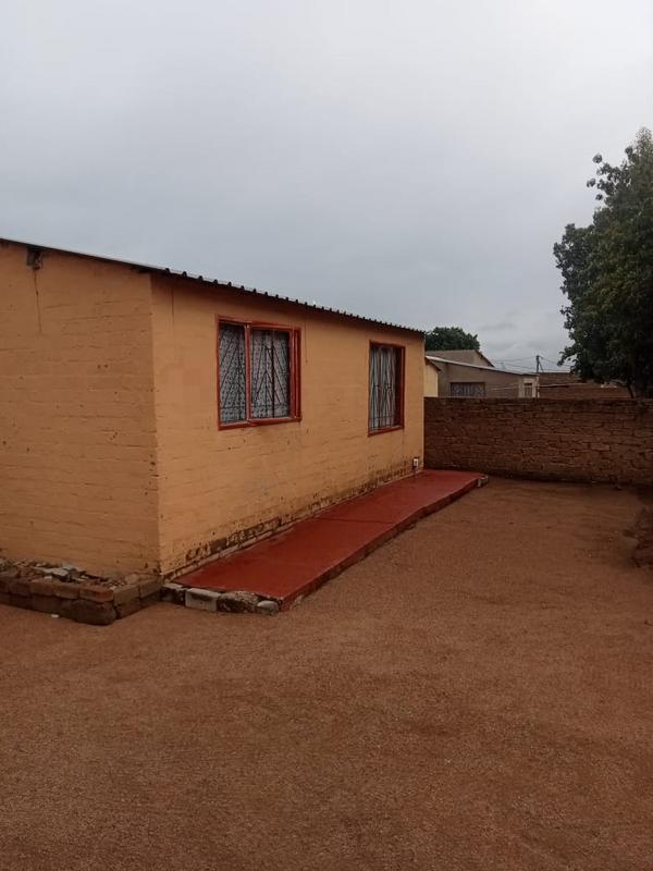 2 Bedroom Property for Sale in Soshanguve Gauteng