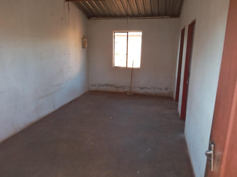 2 Bedroom Property for Sale in Lehae Gauteng