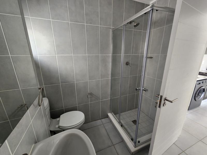To Let 1 Bedroom Property for Rent in Mooikloof Gauteng