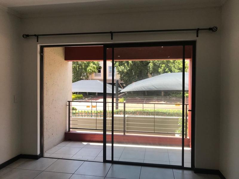 1 Bedroom Property for Sale in Sunninghill Gauteng