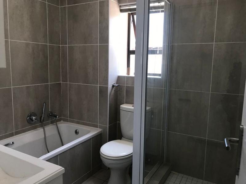 1 Bedroom Property for Sale in Sunninghill Gauteng