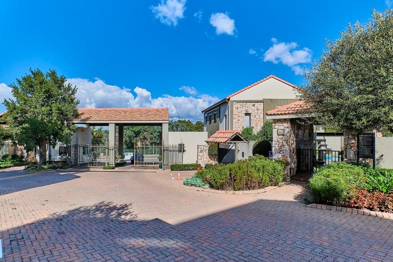 1 Bedroom Property for Sale in Sunninghill Gauteng