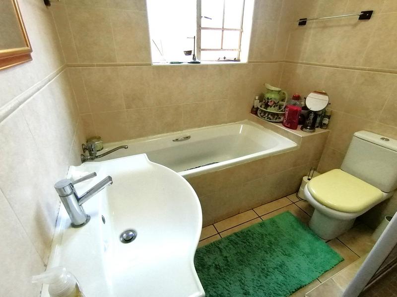 3 Bedroom Property for Sale in North Riding Gauteng