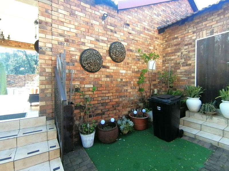 3 Bedroom Property for Sale in North Riding Gauteng