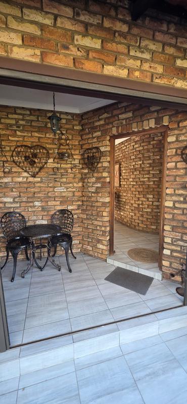 5 Bedroom Property for Sale in Vanderbijlpark SE 4 Gauteng