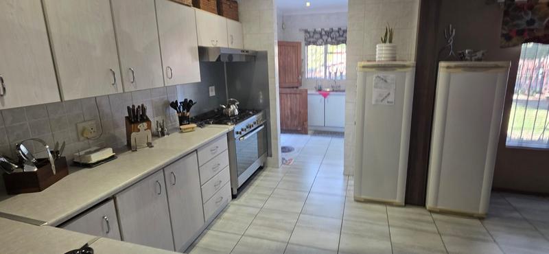 5 Bedroom Property for Sale in Vanderbijlpark SE 4 Gauteng
