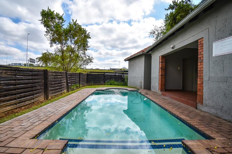 2 Bedroom Property for Sale in Rivonia Gauteng