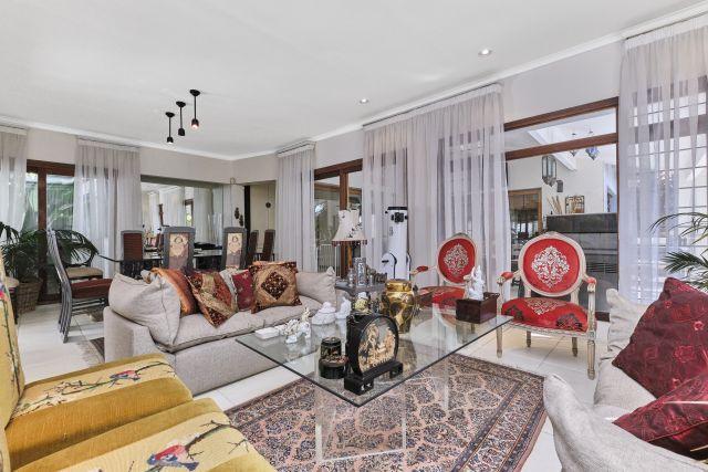 4 Bedroom Property for Sale in Sunninghill Gauteng