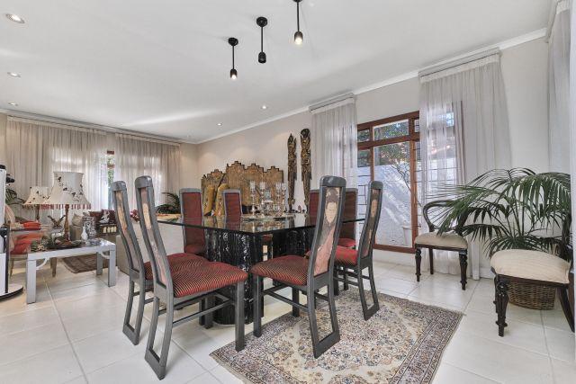 4 Bedroom Property for Sale in Sunninghill Gauteng