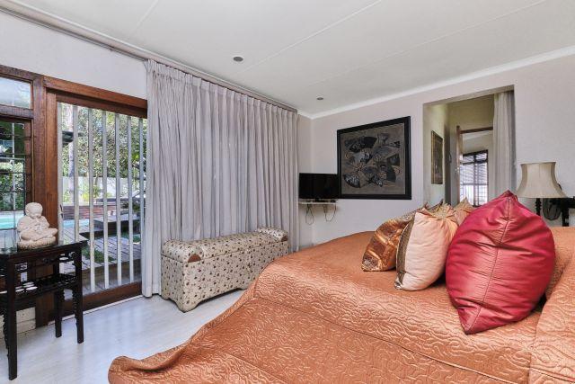 4 Bedroom Property for Sale in Sunninghill Gauteng