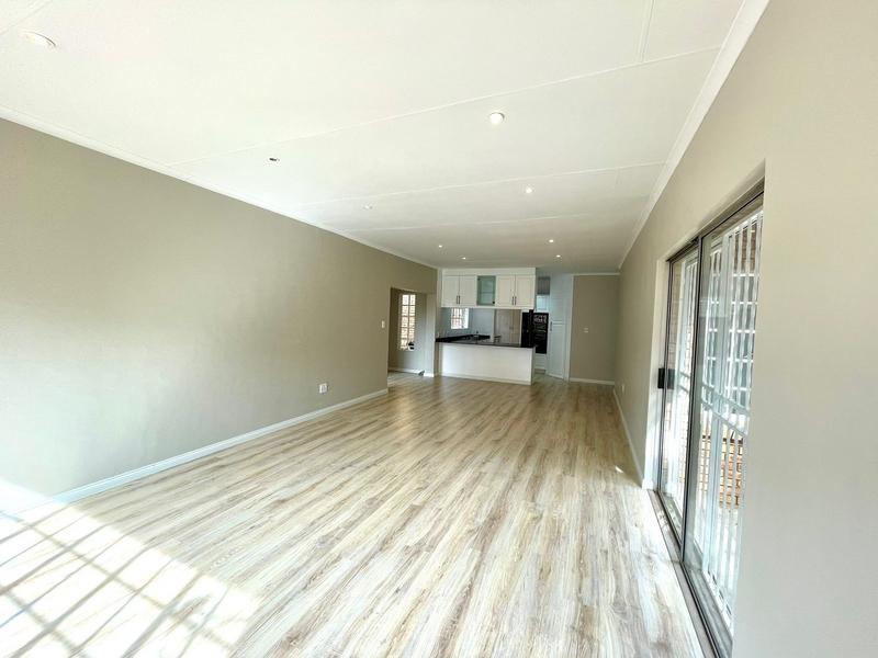To Let 3 Bedroom Property for Rent in Eldoglen Gauteng