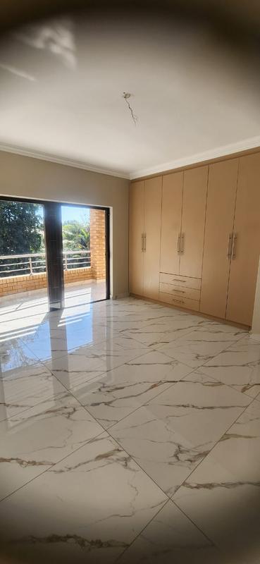 To Let 5 Bedroom Property for Rent in Eldopark Gauteng