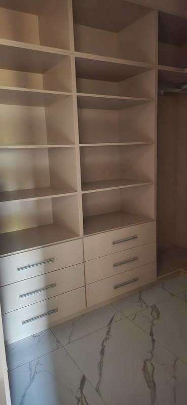To Let 5 Bedroom Property for Rent in Eldopark Gauteng