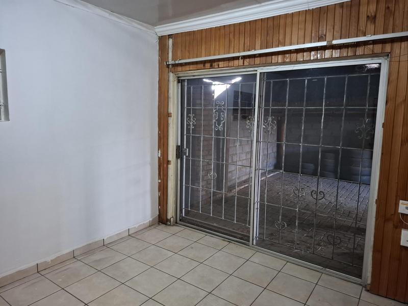 4 Bedroom Property for Sale in Booysens Gauteng