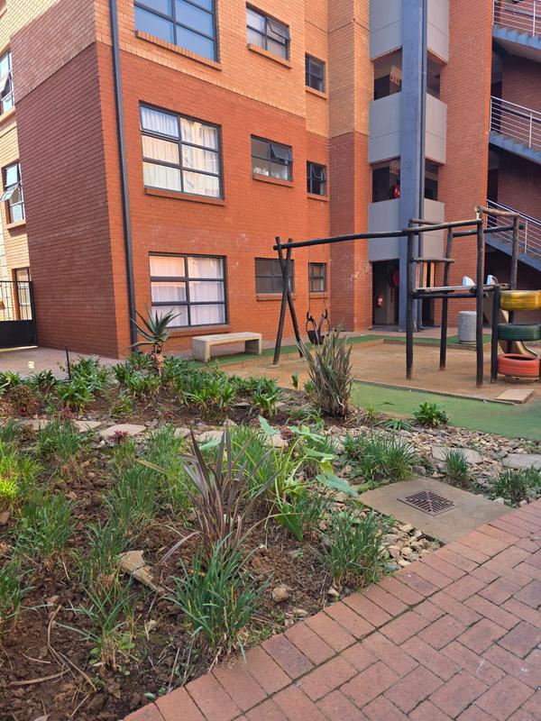 3 Bedroom Property for Sale in Eveleigh Gauteng