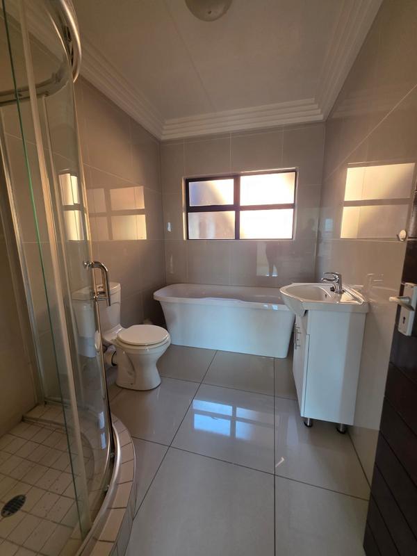 3 Bedroom Property for Sale in Eveleigh Gauteng