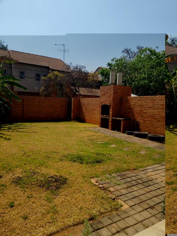 To Let 3 Bedroom Property for Rent in Die Wilgers Gauteng