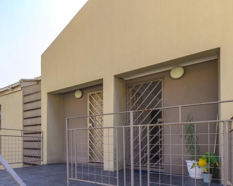 2 Bedroom Property for Sale in Bedford Gardens Gauteng