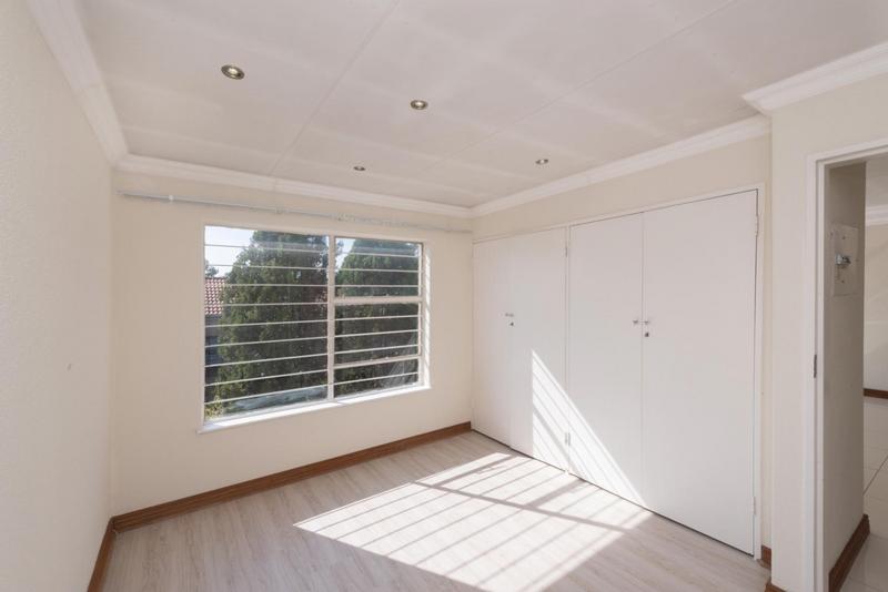 2 Bedroom Property for Sale in Bedford Gardens Gauteng