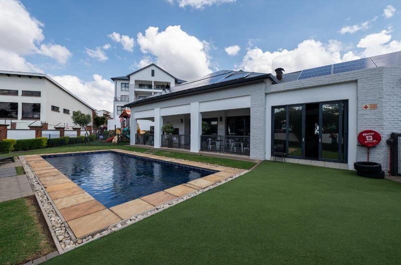 1 Bedroom Property for Sale in Greenstone Hill Gauteng