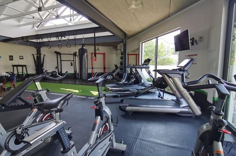 1 Bedroom Property for Sale in Greenstone Hill Gauteng