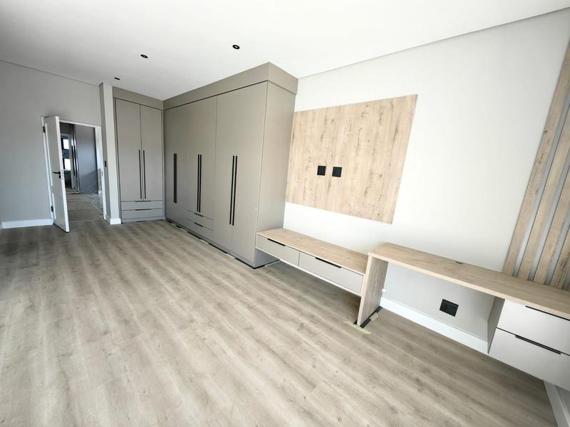 4 Bedroom Property for Sale in Fountainbrook Estate Gauteng
