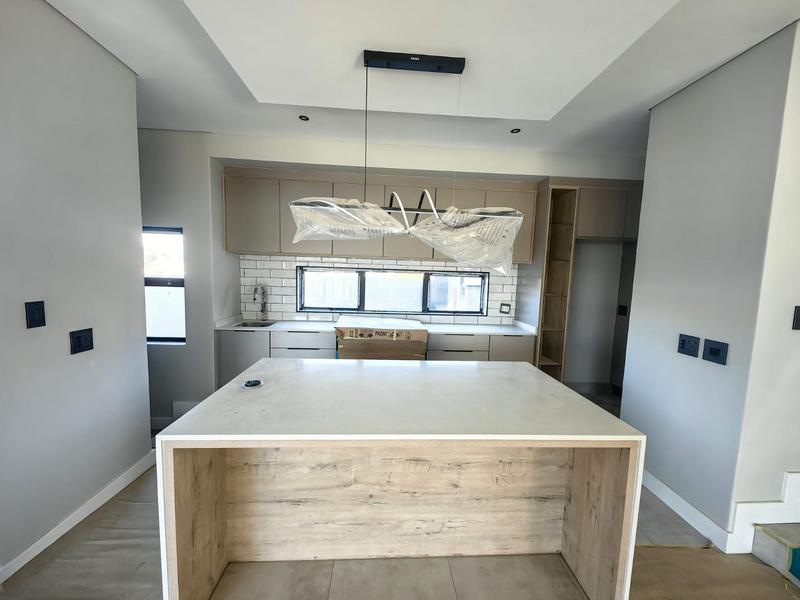 4 Bedroom Property for Sale in Fountainbrook Estate Gauteng