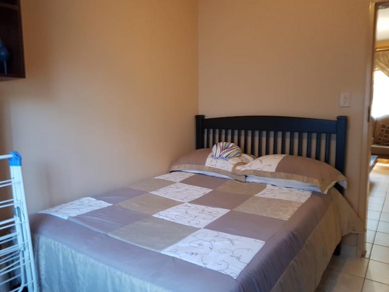 To Let 2 Bedroom Property for Rent in Clubview Gauteng