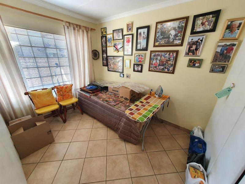 2 Bedroom Property for Sale in Sinoville Gauteng