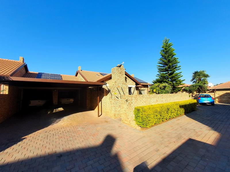 2 Bedroom Property for Sale in Sinoville Gauteng