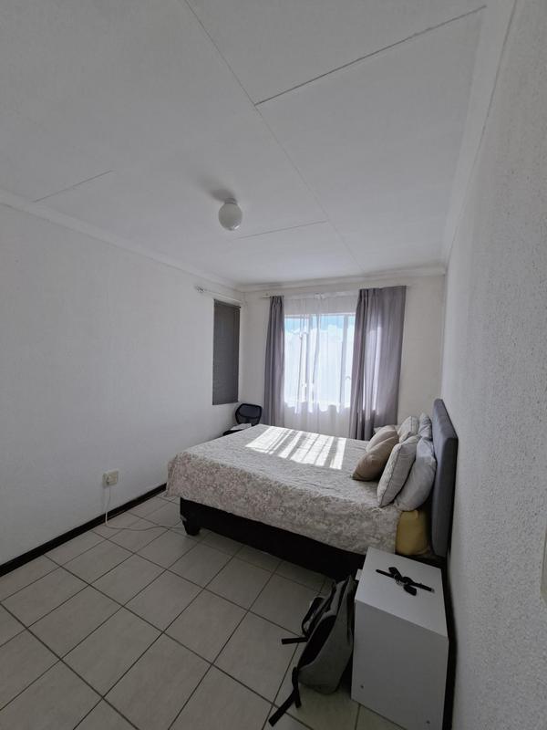 To Let 2 Bedroom Property for Rent in Ormonde Gauteng