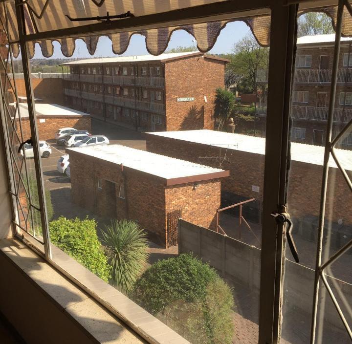 2 Bedroom Property for Sale in Berton Park Gauteng