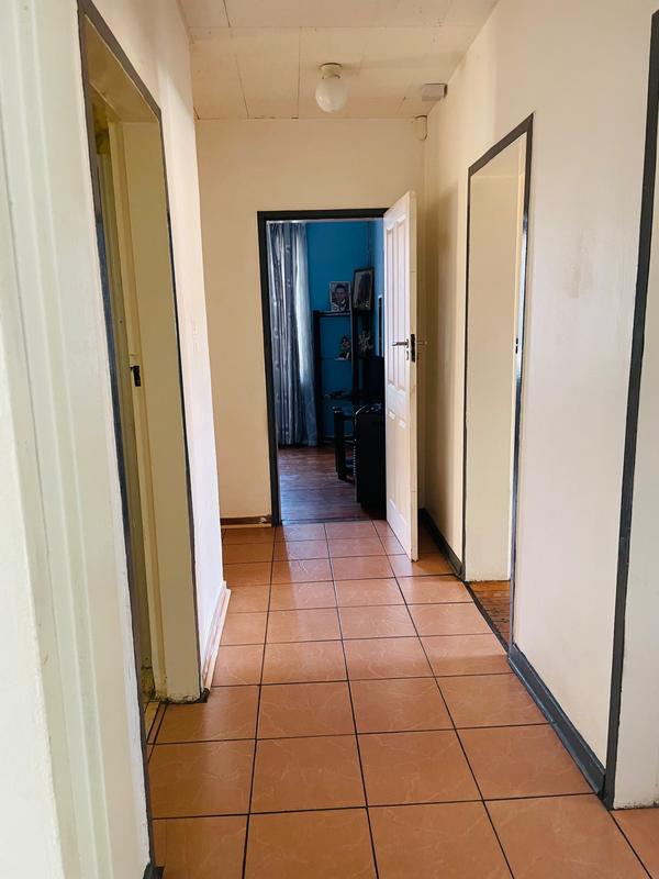 3 Bedroom Property for Sale in Bezuidenhout Valley Gauteng