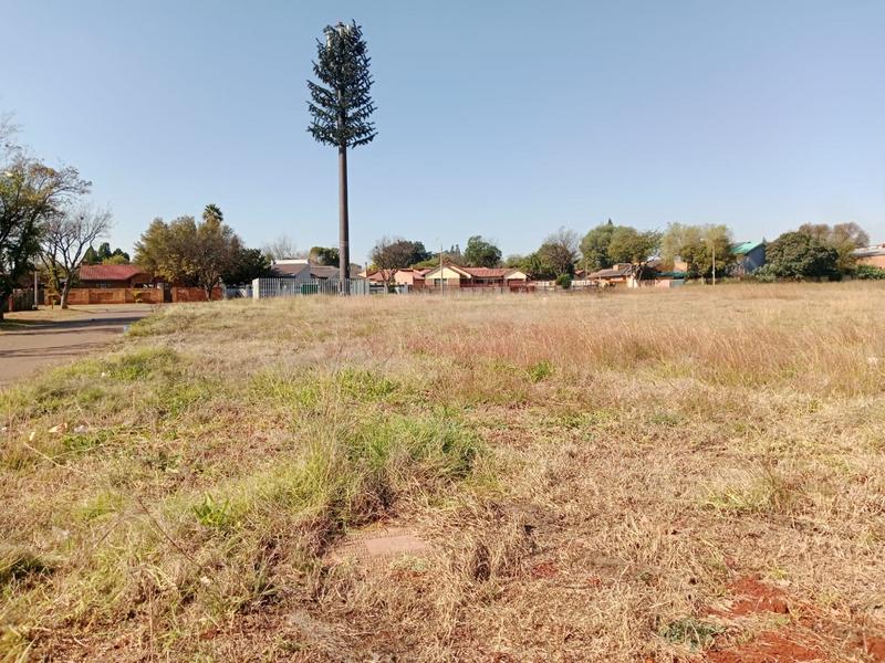 0 Bedroom Property for Sale in Dawn Park Gauteng