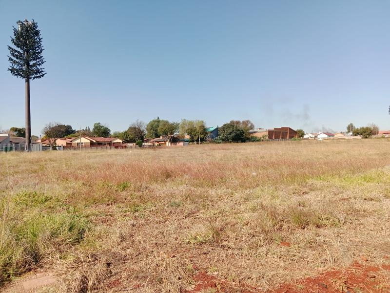 0 Bedroom Property for Sale in Dawn Park Gauteng
