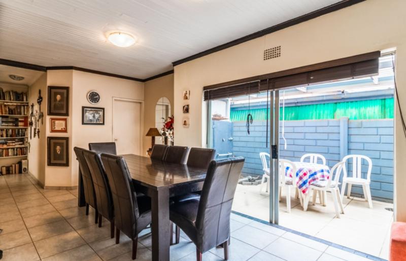 3 Bedroom Property for Sale in Buurendal Gauteng