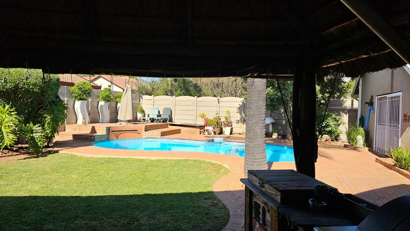 3 Bedroom Property for Sale in Croydon Gauteng