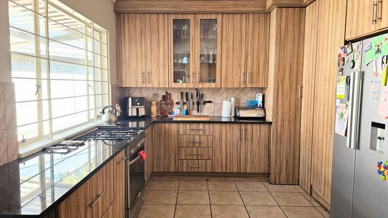 3 Bedroom Property for Sale in Croydon Gauteng