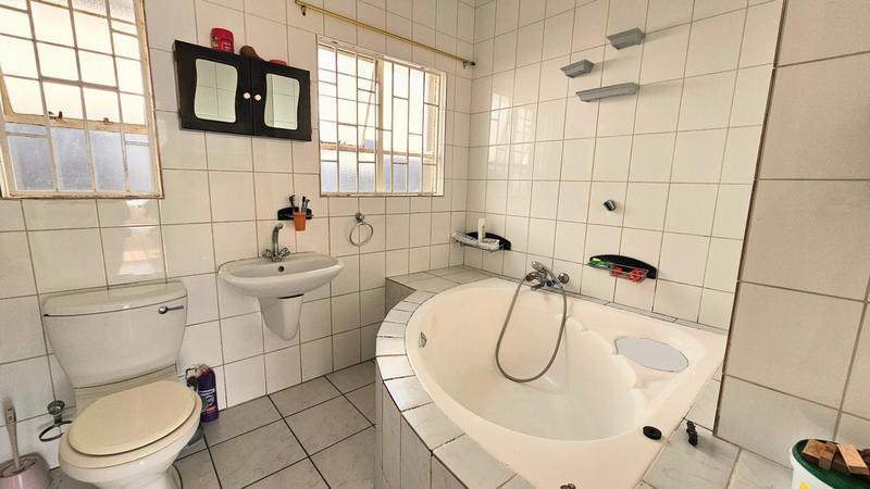 3 Bedroom Property for Sale in Croydon Gauteng