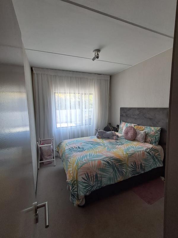To Let 3 Bedroom Property for Rent in Broadacres Gauteng