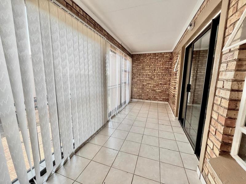 To Let 3 Bedroom Property for Rent in Wilgeheuwel Gauteng