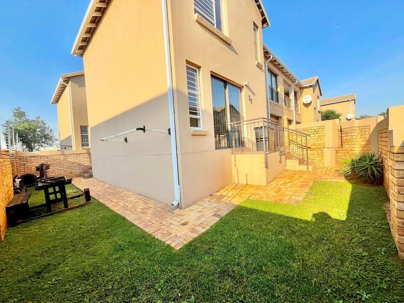 To Let 3 Bedroom Property for Rent in Wilgeheuwel Gauteng