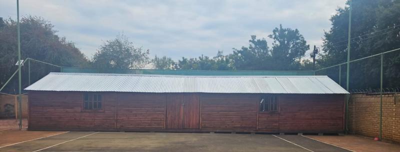 6 Bedroom Property for Sale in Carletonville Gauteng
