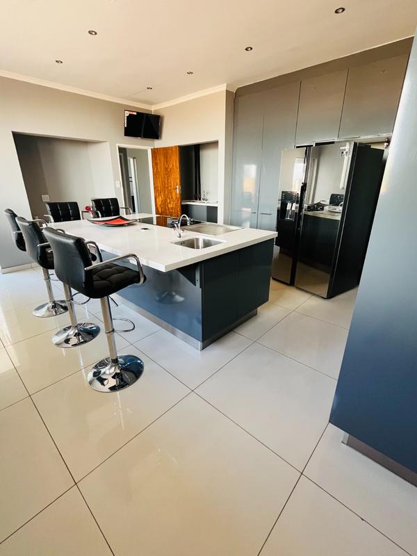 4 Bedroom Property for Sale in Bedfordview Gauteng