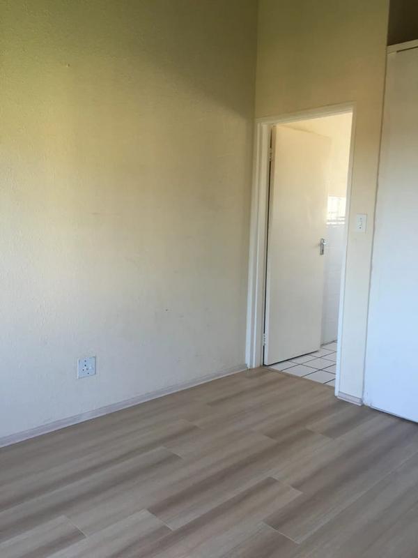 To Let 2 Bedroom Property for Rent in Lonehill Gauteng