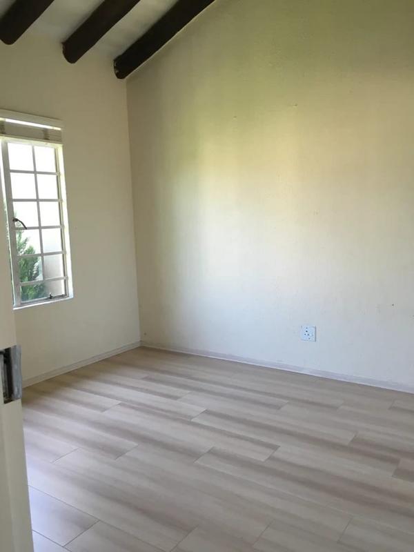 To Let 2 Bedroom Property for Rent in Lonehill Gauteng