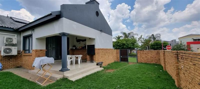 3 Bedroom Property for Sale in Amberfield Gauteng